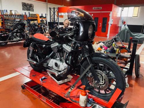 Transformacion Harley Davidson Sportster (8)